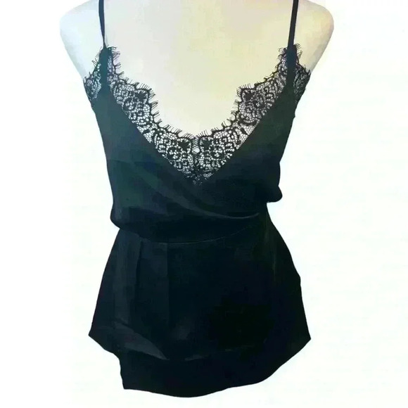 Missguided Lace Trim Wrap Over Cami Romper Sleeveless Scoop Neck Black Size 2 - Picture 3 of 8